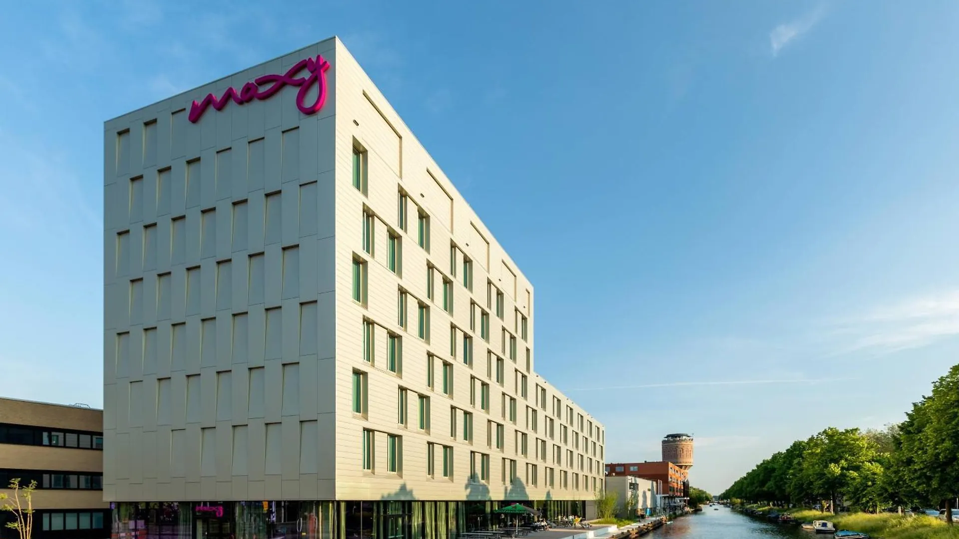 Hotel Moxy Utrecht 3*,